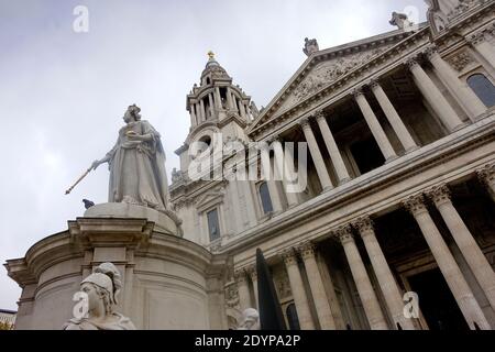 La Cathédrale St Paul, Londres, Angleterre, Royaume-Uni. Banque D'Images