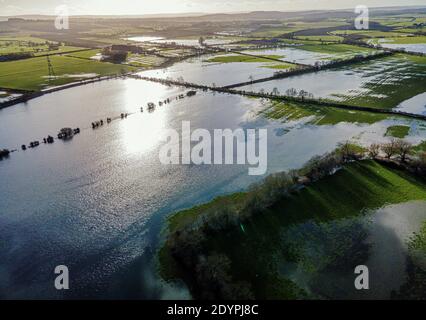 La Tamise brise ses berges 28/12/2020 Banque D'Images