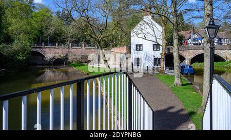 Pont Alphabet - le Delph and Nailmakers Cottage, Worsley, Salford, Manchester Banque D'Images