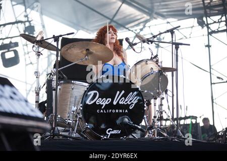 Deap Vally se produit lors du Festival de musique Eurockeennes, à Belfort, en France, le 5 juillet 2013. Photo de Romain BoE/ABACAPRESS.COM Banque D'Images