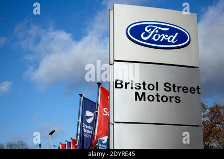 Panneau Bristol Street Motors, Stratford Road, Shirley, West Midlands, Angleterre, Royaume-Uni Banque D'Images