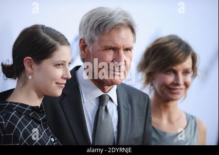 Georgia Ford, Harrison Ford et Calista Flockhart assistent à la première de la « paranoïa » au DGA Theatre de Los Angeles, CA, États-Unis, le 8 août 2013. Photo de Lionel Hahn/ABACAPRESS.COM Banque D'Images