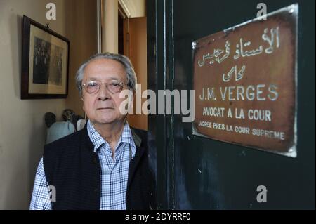 L'avocat français Jacques Verges vu dans son bureau à Paris, France, le 9 septembre 2010. Photo par Ammar Abd Rabbo/ABACAPRESS.COM Banque D'Images