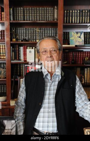 L'avocat français Jacques Verges vu dans son bureau à Paris, France, le 9 septembre 2010. Photo par Ammar Abd Rabbo/ABACAPRESS.COM Banque D'Images