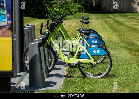 St. Paul, Minnesota. Bonne balade dans le Minnesota. Programme de partage de vélo à but non lucratif. Banque D'Images