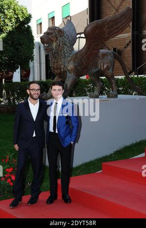 John Krokidas et Daniel Radcliffe participant à la première du film Kill Your Darlings dans le cadre du 70e Festival international du film de Venise (Mostra), sur l'île du Lido à Venise, en Italie, le 01 septembre 2013. Photo d'Aurore Marechal/ABACAPRESS.COM Banque D'Images