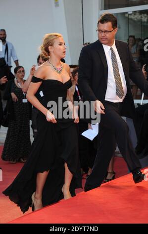 Scarlett Johansson assiste à la première du film sous la peau dans le cadre du 70e Festival International du film de Venise (Mostra), sur l'île du Lido à Venise, en Italie, le 03 septembre 2013. Photo d'Aurore Marechal/ABACAPRESS.COM Banque D'Images