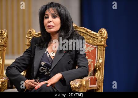 La jeune ministre française de la vie à l'étranger et francophile Yamina Benguigui est photographiée à l'hôtel de ville de Paris dans le cadre de la visite officielle en France du président allemand à Paris, en France, le 4 septembre 2013. Photo Nicolas Gouhier/ABACAPRESS.COM Banque D'Images