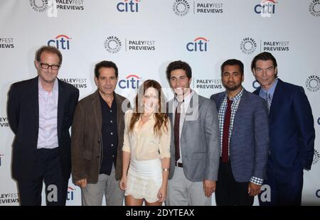 Rob Greenberg, Tony Shalhoub, Rebecca races, Chris Smith, Kal Penn, Jerry O'Connell arrivant pour 2013 PaleyFestPreviews: Fall TV avec CBS 'We Aris Men' tenu au Paley Center à Beverly Hills, Los Angeles, CA, USA le 06 septembre 2013. Photo de Tonya Wise/ABACAPRESS.COM (photo : Rob Greenberg, Tony Shalhoub, Rebecca races, Chris Smith, Kal Penn, Jerry O'Connell) Banque D'Images