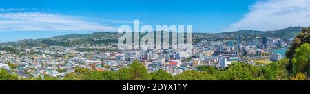 Vue aérienne du stade Basin Reserve, de l'édifice du Dominion Museum et du National War Memorial Hall of Memories à Wellington, Nouvelle-Zélande Banque D'Images