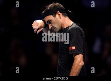 Photo du dossier datée du 16-11-2019 de Roger Federer. Banque D'Images
