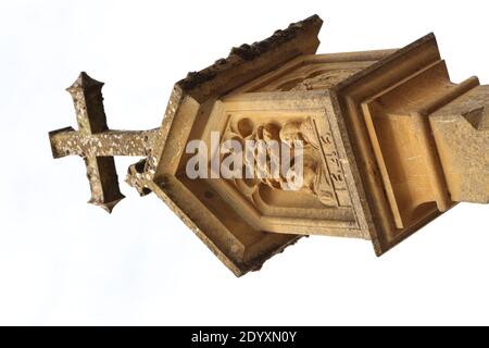 Ces images ont été prises dans les Cotswolds en mettant l'accent sur l'ancienne architecture et les bâtiments d'époque entourant les lieux de culte et les monuments commémoratifs. Banque D'Images