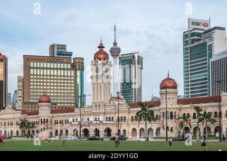 MALAISIE, KUALA LUMPUR, 06 JANVIER 2018 : place Merdeka et bâtiment Sultan Abdul Samad Banque D'Images