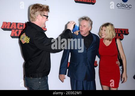 Gary Busey et son fils Jake Busey arrivent à la première de Open Road films « machine Kills » à Regal Cinemas L.A. Vivre à Los Angeles, CA, Etats-Unis le 2 octobre 2013. Photo de Lionel Hahn/ABACAPRESS.COM Banque D'Images