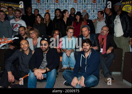 Amel Bent, Ycare, Merwan Rim, Patrick Fiori, DJ Assad, régoire, Joyce Jonathan, Julie Zenatti, Patrick Fiori, Ludovic Giuly, MC Solaar, Claudia Tagbo, John Mamann, Brice Conrad, Elisa Tovati, Nicolas Peyrac, 1995, Leslie, Toma, Ramzy, Melha Bedia, Grédia, Grédia Franck Gastabide et Jib Pocthier assistent à la conférence de presse de la 7e édition du "concert de pied" organisé par l'association Huntington avenir, qui s'est tenue au Palais des sports de Gerland, Lyon, France, le 12 octobre 2013. Photo de Nicolas Genin/ABACAPRESS.COM Banque D'Images