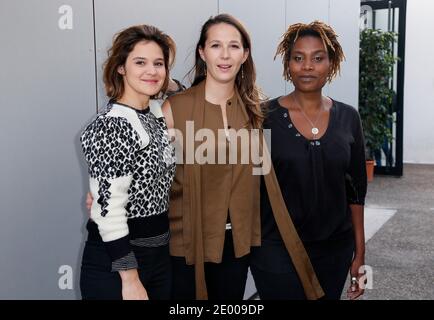 Audrey Estrougo, Marie Denarnaud et Marie Sohna Conde assistent à la séance photo de leur film "une histoire banale", lors du 18e Festival des jeunes directeurs, à Saint-Jean-de-Luz, en France, le 12 octobre 2013. Photo de Patrick Bernard/ABACAPRESS.COM Banque D'Images