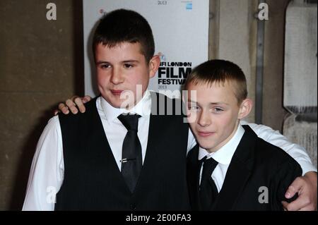 Les acteurs Shaun Thomas et Connor Chapman arrivent pour la cérémonie de clôture du 57e Festival du film BFI à Banqueting House à Londres, au Royaume-Uni, le 19 octobre 2013. Photo d'Aurore Marechal/ABACAPRESS.COM Banque D'Images