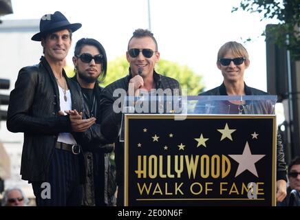 Perry Farrell, Stephen Perkins, Chris Chaney et Dave Navarro, de Jane's addiction, sont honorés de la 2-5-09e étoile sur le Hollywood Walk of Fame à Los Angeles, CA, États-Unis, le 30 octobre 2013. Photo de Lionel Hahn/ABACAPRESS.COM Banque D'Images