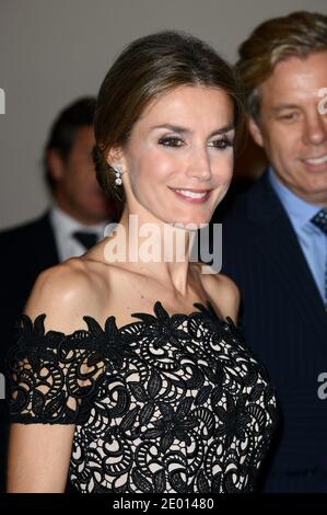 HRH Princess Letizia assiste au dîner-gala USA-Espagne au Montecito Country Club le 15 novembre 2013 à Santa Barbara, CA, Etats-Unis. Photo de Lionel Hahn/ABACAPRESS.COM Banque D'Images