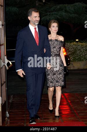 Le prince Felipe et la princesse Letizia participent au dîner-gala USA-Espagne au Montecito Country Club le 15 novembre 2013 à Santa Barbara, CA, Etats-Unis. Photo de Lionel Hahn/ABACAPRESS.COM Banque D'Images