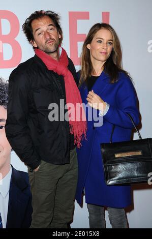 Stephane de Groodt et son épouse assistent à la première de 'les Garcons et Guillaume, UNE table!' Tenue au théâtre de l'Opéra de Gaumont, à Paris, en France, le 18 novembre 2013. Photo d'Aurore Marechal/ABACAPRESS.COM Banque D'Images