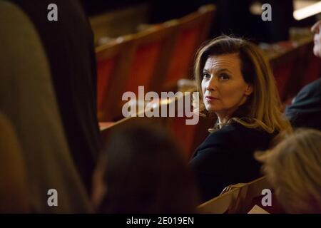 Valérie Trierweiler a été représentée lors de la cérémonie du Prix Danielle Mitterrand 2013, le 22 novembre 2013, à Paris, en France. Photo de Romain BoE/ABACAPRESS.COM Banque D'Images