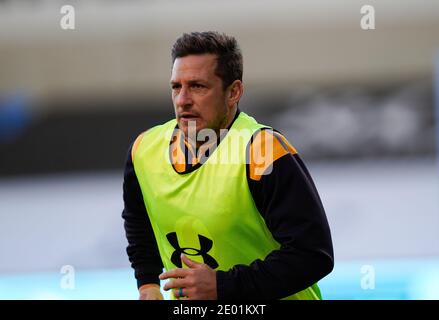 Wasps Jimmy Gopperth se réchauffe pendant le match de rugby Gallagher Premiership sale Sharks -V- Wasps au stade AJ Bell, Greater Manchester, Angleterre Banque D'Images