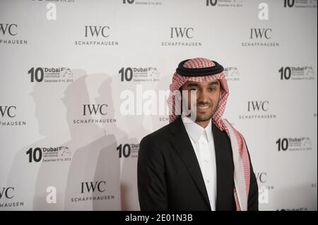 Le Prince saoudien et le pilote automobile Abdulaziz Turki Al Faisal arrivent pour le dîner de gala des montres de l'IWC lors du 10e Festival international du film de Dubaï à l'hôtel « Royal Mirage », près de Dubaï, aux Émirats arabes Unis, le 7 décembre 2013. Photo par Ammar Abd Rabbo/ABACAPRESS.COM Banque D'Images