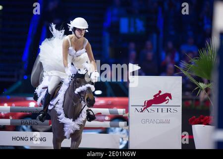 Jessica Springsteen participe au prix AMADE au cours de la partie Gucci Paris Masters du Grand Chelem Master Tour, à Villepinte, près de Paris, le 7 décembre 2013. Photo de Laurent Zabulon/ABACAPRESS.COM Banque D'Images