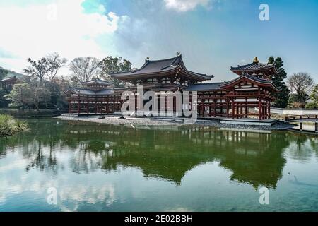 Phoenix Hall (Hoodo), Temple Byodoin, Uji, Kyoto, Japon Banque D'Images