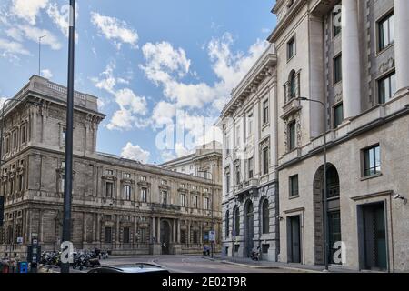 Milan, Lombardie, Italie - 04.10.2020 - Palazzo Marino vue de la Piazza Meda, dans le centre-ville hystorical de Milan Banque D'Images