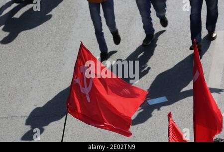 Katmandou, Bagmati, Népal. 29 décembre 2020. Les militants communistes manifestent contre la dissolution du Parlement du pays à Katmandou, au Népal, le 29 décembre 2020. Crédit : Sunil Sharma/ZUMA Wire/Alay Live News Banque D'Images