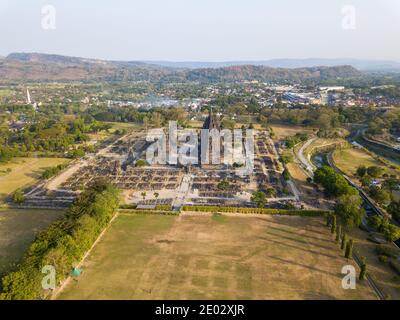 Vue de drone du temple hindou de Prambanan à Yogyakarta Indonésie Banque D'Images