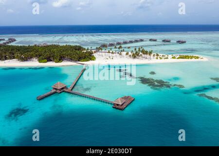 Vue aérienne de l'île de Lankanfushi, North Male Atoll, Maldives, océan Indien Banque D'Images