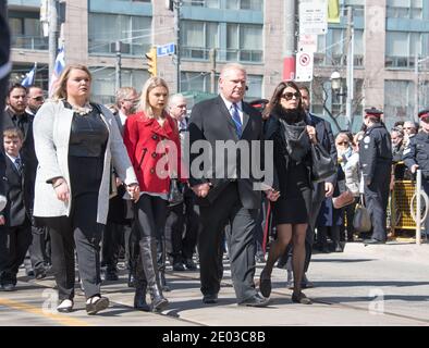 Doug Ford, Karla et Krista arrivent à la cathédrale Saint-James lors de la cérémonie funéraire de Rob Ford, Toronto, Canada-mars 2016 Banque D'Images