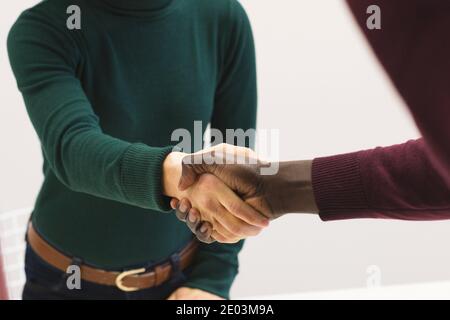 poignée de main de l'entretien d'embauche Banque D'Images