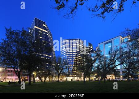 Le centre-ville de Regina, Canada après la tombée de la Banque D'Images