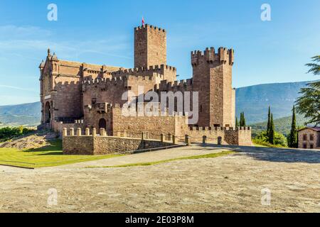 Castillo de Javier, ou Château de Xavier, Javier, Navarre, Espagne. Lieu de naissance en 1506 du prêtre catholique espagnol et missionnaire Saint Francis Xavier. Banque D'Images