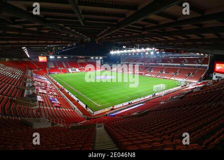 Stoke on Trent, Royaume-Uni. 29 décembre 2020. Une vue générale à l'intérieur du stade Bet365 avant le match. EFL Skybet Championship Match, Stoke City et Nottingham Forest au stade Bet365 à Stoke on Trent, le mardi 29 décembre 2020. Cette image ne peut être utilisée qu'à des fins éditoriales. Utilisation éditoriale uniquement, licence requise pour une utilisation commerciale. Aucune utilisation dans les Paris, les jeux ou les publications d'un seul club/ligue/joueur.pic par Chris Stading/Andrew Orchard sports Photography/Alamy Live News crédit: Andrew Orchard sports Photography/Alamy Live News Banque D'Images