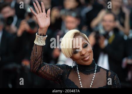 CANNES, FRANCE-MAI 21: MARY J. Blige, chanteuse/compositrice DE RNB, pose à l'arrivée pour la projection du film "The Meyerowitz Stories Banque D'Images