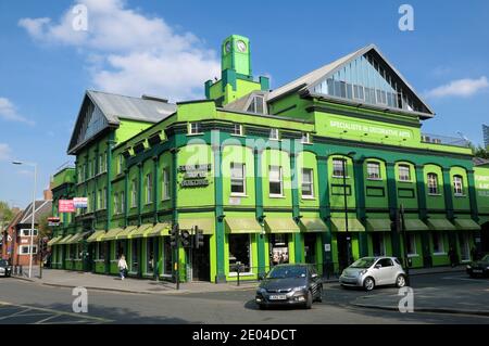 Furniture and Arts Building (FAB), anciennement connu sous le nom de « The Furniture Cave », à l'angle de King's Road et de lots Road, Chelsea, Londres, Angleterre, Royaume-Uni Banque D'Images