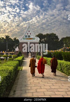 Temple Wat Thai Sarnath près de Varanasi, Inde Banque D'Images