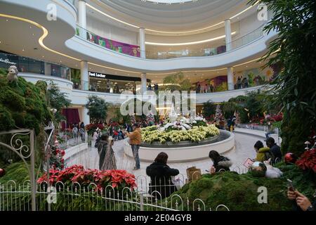 L'American Dream Mall, un nouveau méga centre commercial avec zone de divertissement dans la banlieue de New York. Banque D'Images