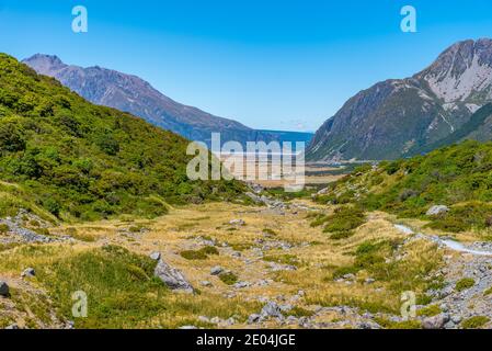 Glace fondue laissant le glacier Tasman jusqu'à une vallée à Aoraki / Mt. Parc national Cook en Nouvelle-Zélande Banque D'Images