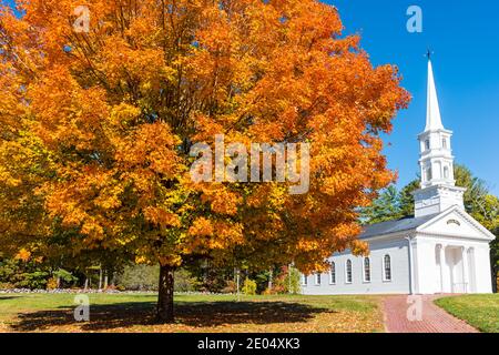 Mary Martha Chapel à Sudbury, Massachusetts, en automne. Banque D'Images