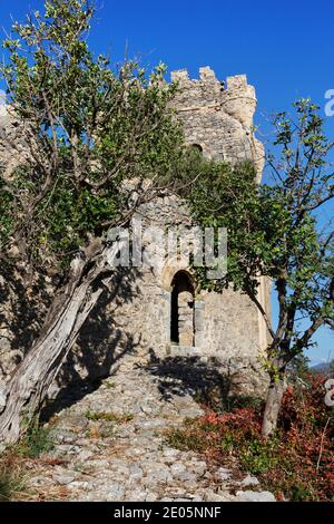 Entrée au château de Trikotsova, près du village de Haravgi, Mani, Messinias, Péloponnèse, Grèce Banque D'Images