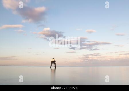 Phare de Dovercourt au crépuscule Banque D'Images