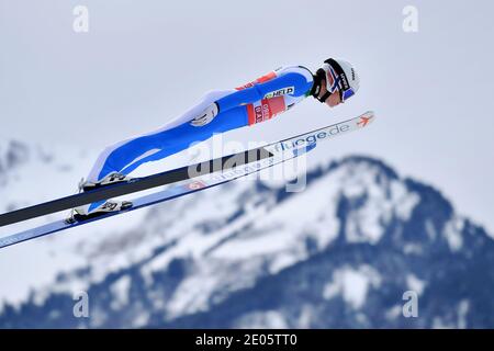 Marius Lindvik (NOR), action, saut. Saut à ski, 69e tournoi international de quatre collines 2020/21. Ouverture du concours à Oberstdorf, AUDI ARENA, le 29 décembre 2020. | utilisation dans le monde entier Banque D'Images