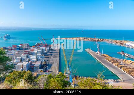 NAPIER, NOUVELLE-ZÉLANDE, 10 FÉVRIER 2020 : vue aérienne du port de Napier, Nouvelle-Zélande Banque D'Images