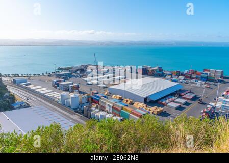 NAPIER, NOUVELLE-ZÉLANDE, 10 FÉVRIER 2020 : vue aérienne du port de Napier, Nouvelle-Zélande Banque D'Images